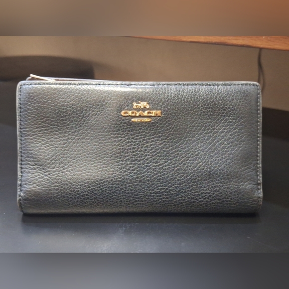 Coach C8329 Slim Zip Wallet Refined Pebble Leather Black - Picture 1 of 11